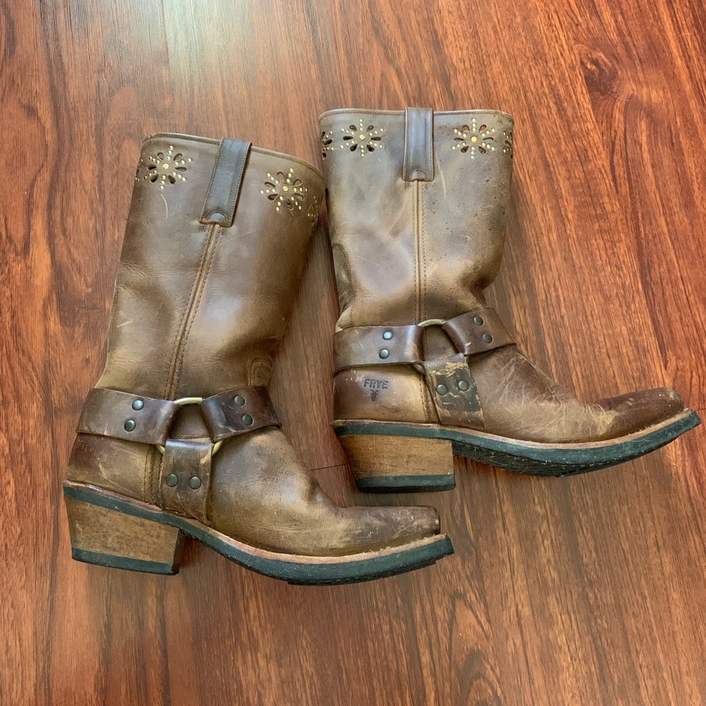 Frye Harness boots size 9